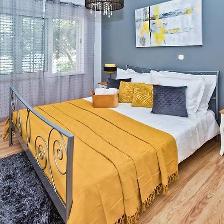 Apartman Tino With Two Sunny Terace Hvar Town Dış mekan fotoğraf