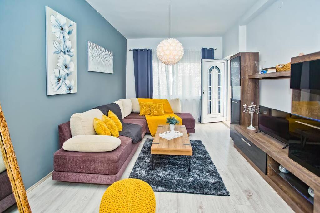 Apartman Tino With Two Sunny Terace Hvar Town Dış mekan fotoğraf