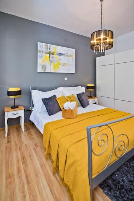 Apartman Tino With Two Sunny Terace Hvar Town Dış mekan fotoğraf