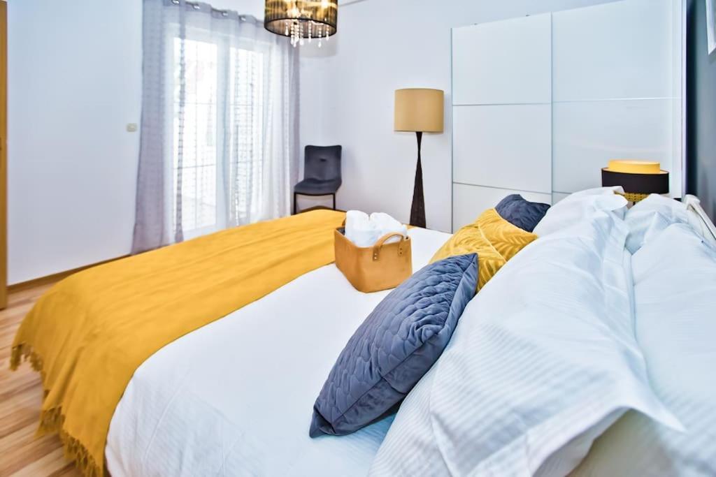 Apartman Tino With Two Sunny Terace Hvar Town Dış mekan fotoğraf