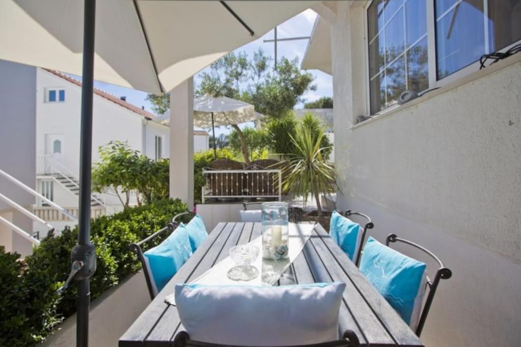 Apartman Tino With Two Sunny Terace Hvar Town Dış mekan fotoğraf