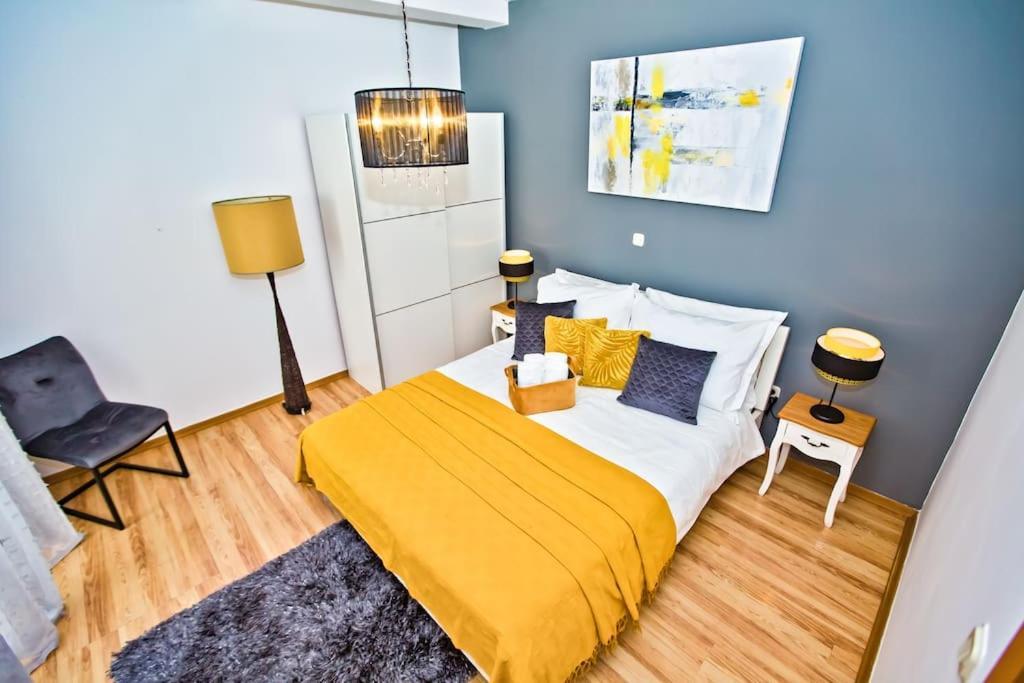 Apartman Tino With Two Sunny Terace Hvar Town Dış mekan fotoğraf